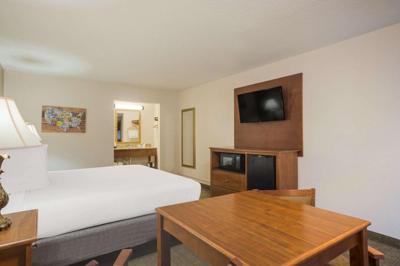 Econo Lodge Вайделія Екстер'єр фото